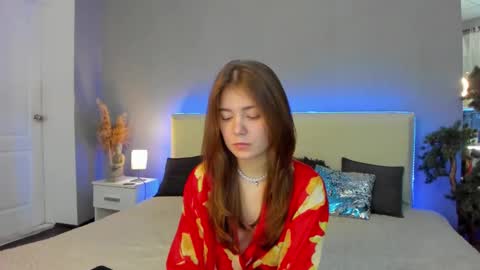 Ella Mayers online show from 02/23/25, 04:57