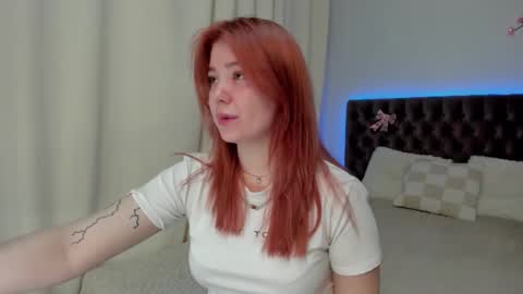 Ella Mayers online show from 09/14/25, 12:26