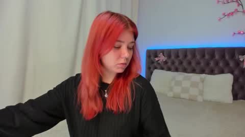 Ella Mayers online show from 10/23/25, 12:26