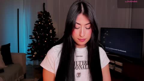 ELLA OWEN online show from 12/18/24, 01:02