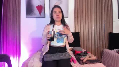 Snapshot of ella_rouse1 chatting on 02/13/26, 12:45 ella rouse online show from 02/13/26, 12:45
