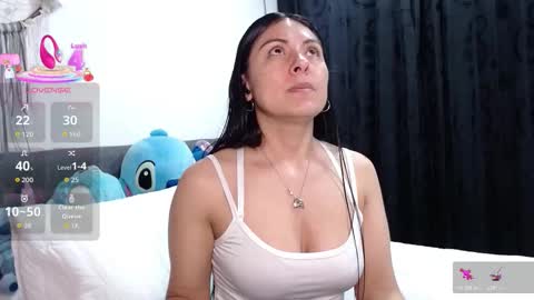 Snapshot of ella_rouse1 chatting on 03/27/26, 11:32 ella rouse online show from 03/27/26, 11:32