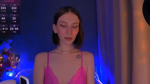 ellaamber online show from 03/12/25, 03:02