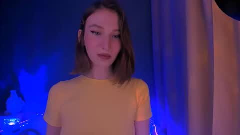 ellaamber online show from 09/10/25, 11:49