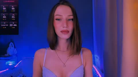 ellaamber online show from 05/04/26, 10:11