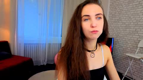 ellaasteele online show from 09/18/25, 01:46