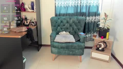 ellabaker online show from 01/27/25, 10:16