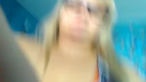  IsaBella  online show from 11/19/25, 10:54