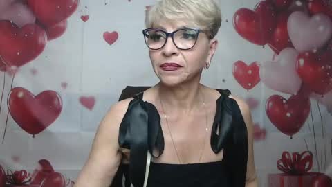 EllaBonito online show from 05/16/26, 06:43