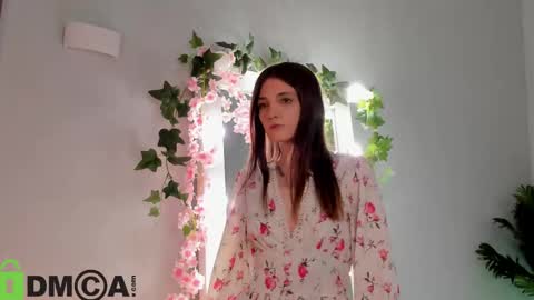 Snapshot of ellafex chatting on 02/25/26, 12:26 Sweet Ella online show from 02/25/26, 12:26