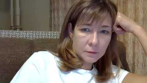 ellajohnsonx online show from 12/01/24, 04:29