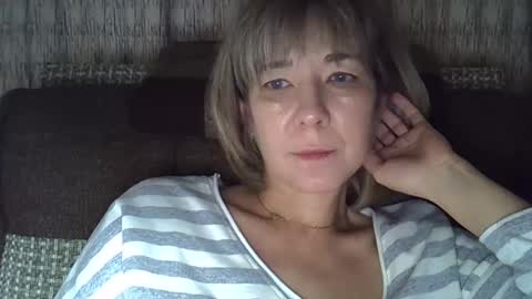 ellajohnsonx online show from 12/19/24, 04:34