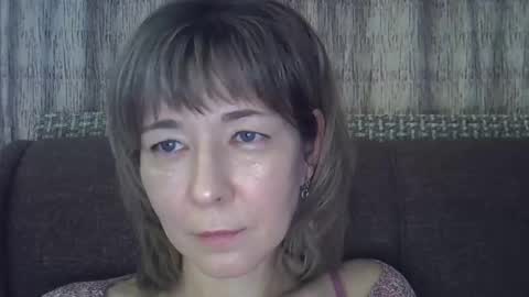 ellajohnsonx online show from 02/14/25, 07:54
