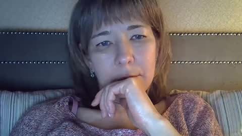 ellajohnsonx online show from 02/14/25, 10:58