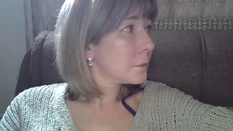 ellajohnsonx online show from 03/11/25, 11:04