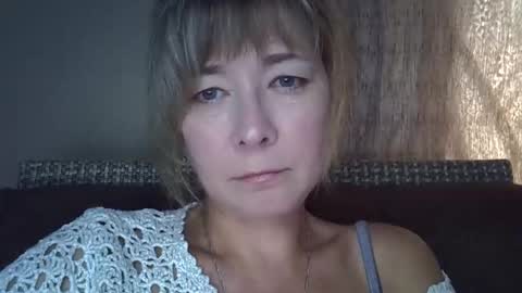 ellajohnsonx online show from 09/18/25, 12:29