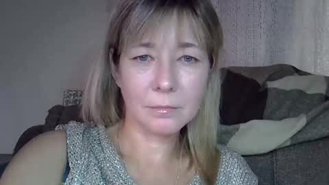 Snapshot of ellajohnsonx chatting on 10/05/25, 11:08 ellajohnsonx online show from 10/05/25, 11:08