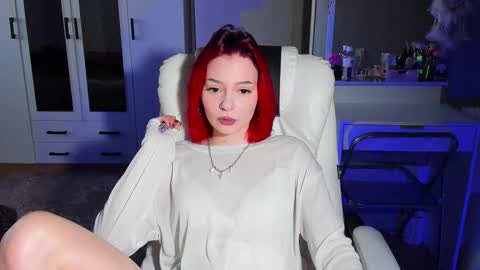 ellales online show from 11/26/25, 09:43