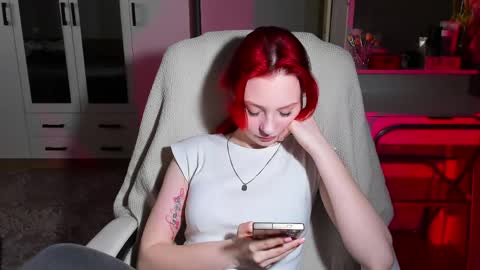 ellales online show from 05/10/26, 02:44