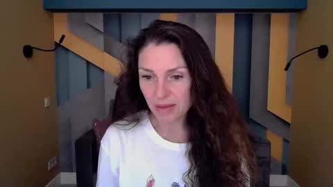 EllaLongs online show from 10/04/25, 11:30