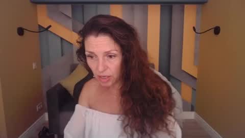 EllaLongs online show from 07/08/26, 11:37