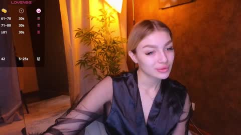 ellamilla online show from 01/09/25, 05:44