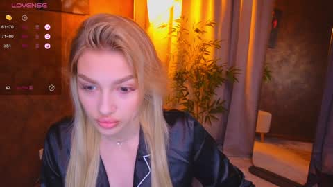 ellamilla online show from 01/27/25, 08:51