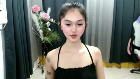 ELLA online show from 06/21/26, 01:57