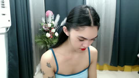 ELLA online show from 07/05/26, 04:25