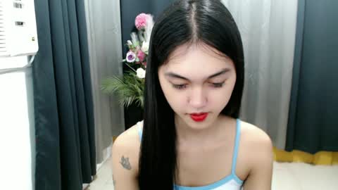ELLA online show from 07/07/26, 05:06