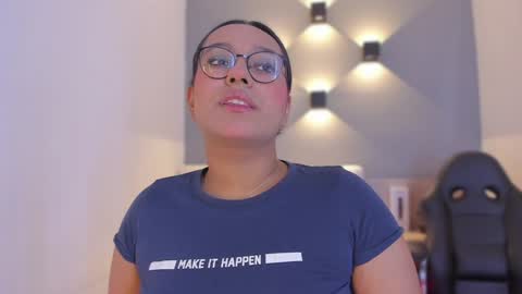 Ella online show from 12/10/24, 04:34