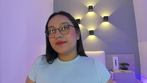 Ella online show from 12/30/24, 05:04