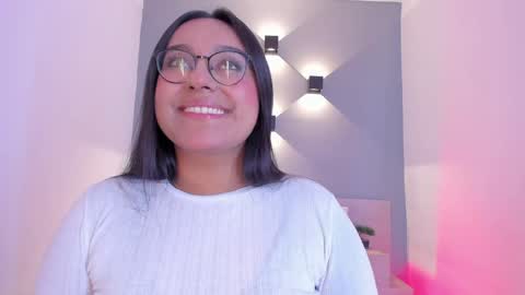 Ella online show from 01/11/25, 04:59