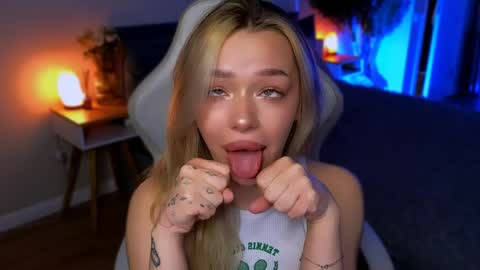 Ella online show from 05/08/26, 06:30