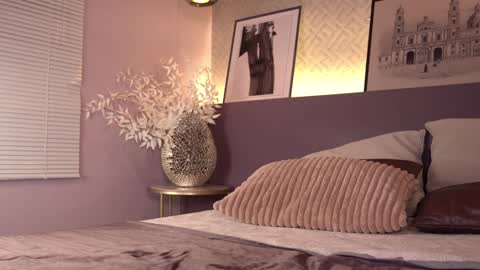 Elle Diane online show from 01/08/25, 03:08