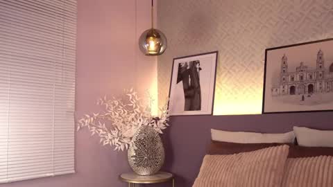 Elle Diane online show from 01/13/25, 04:28