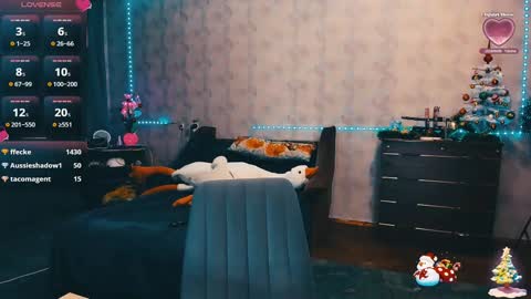 Elli   NEXT STREAM      online show from 01/04/25, 08:59