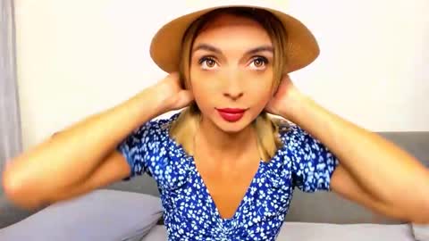 ellen_flow online show from 09/18/25, 08:00