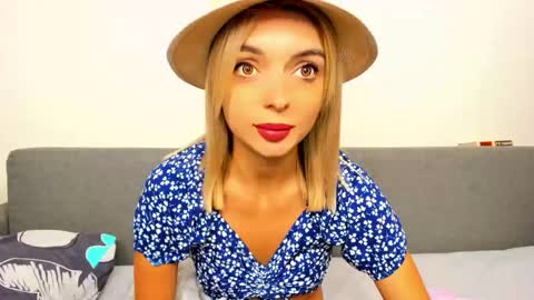 ellen_flow online show from 09/26/25, 09:30