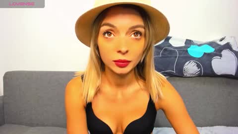 ellen_flow online show from 10/21/25, 10:21