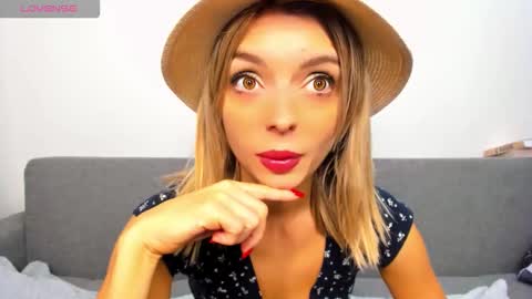 ellen_flow online show from 10/28/25, 09:50