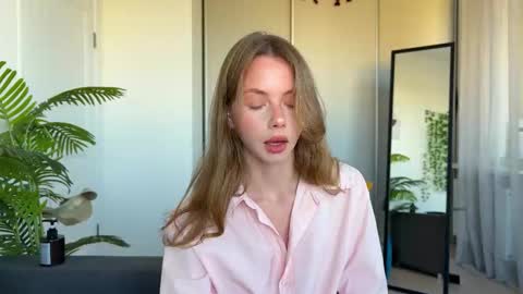 Ellie  --- Ill see you either on Friday or Saturday and definitely on Sunday  online show from 09/29/25, 12:32