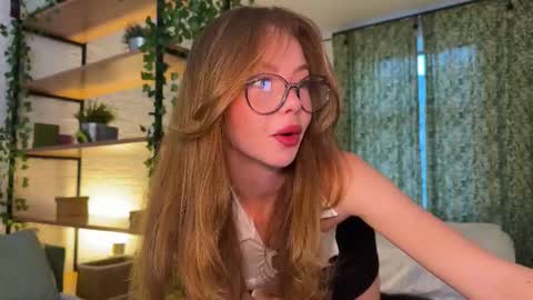 Snapshot of elli_harmon chatting on 11/22/25, 01:21 Ellie --- Ill see you either on Friday or Saturday and definitely on Sunday online show from 11/22/25, 01:21