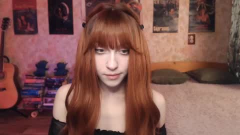 ellie_friendly online show from 09/30/25, 11:32