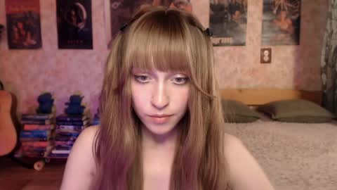 ellie_friendly online show from 06/08/26, 12:16