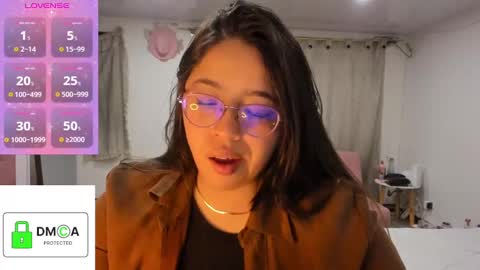 Ellie online show from 02/18/25, 01:21