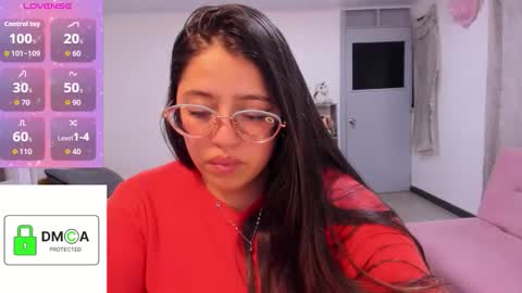 Ellie online show from 09/09/25, 01:49