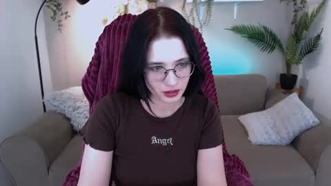 ellie_magic online show from 03/04/25, 04:20