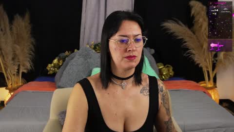 Ellie Ramos online show from 12/26/24, 12:27