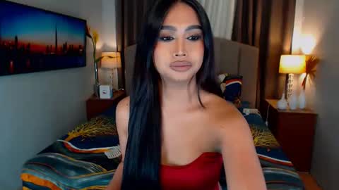 ellie online show from 12/25/24, 08:51